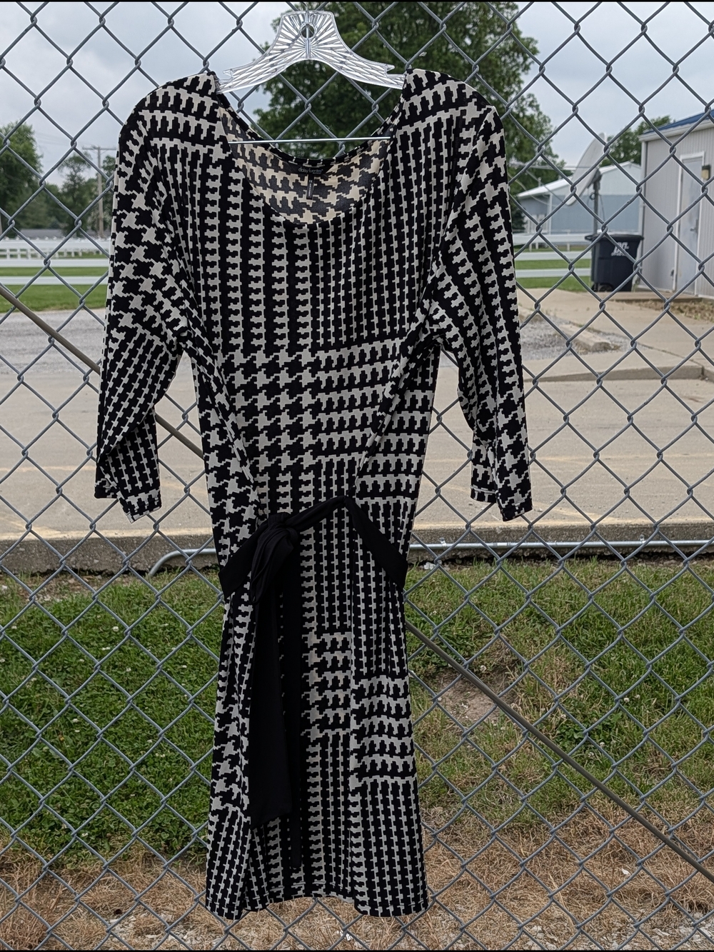 Daisy Fuentes Black and White Houndstooth Long Sleeve Dress 1X